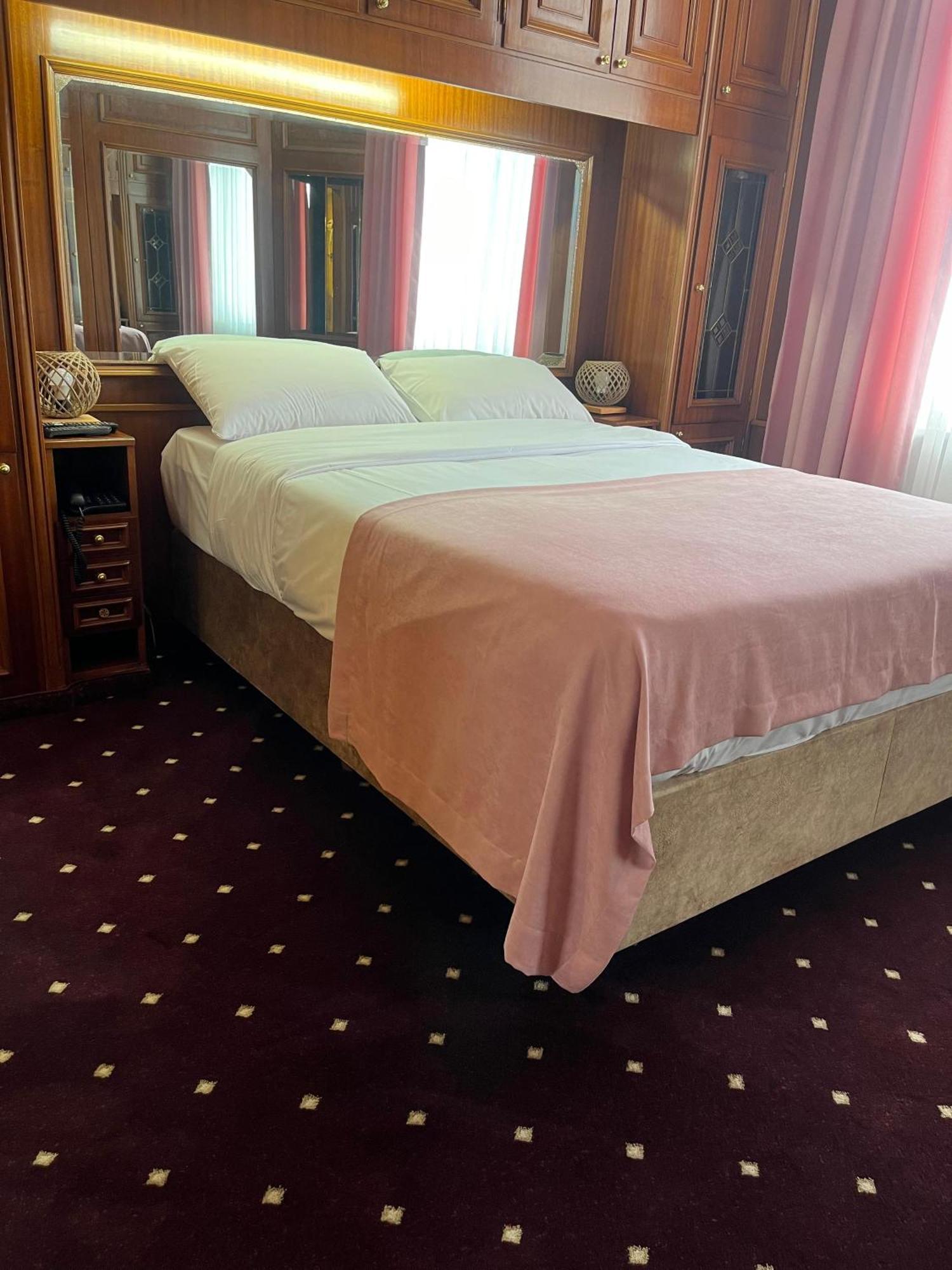 Hotel Topkapi Стамбул Экстерьер фото
